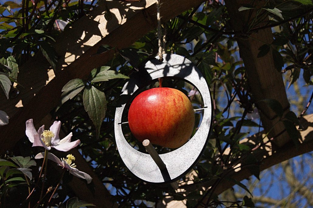 bird-feeder-made-cornwall-recycled-plant-pots-eco-homeofjuniper