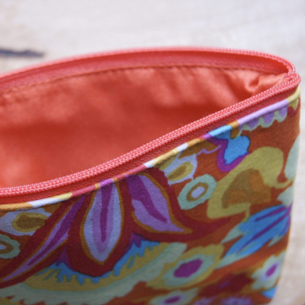 coral-small-purse-fairtrade-homeojfuniper