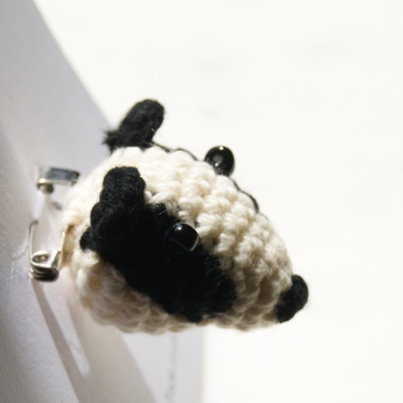 sq-knitted-badger-fair-traded-badge-homeofjuniper-ethical.