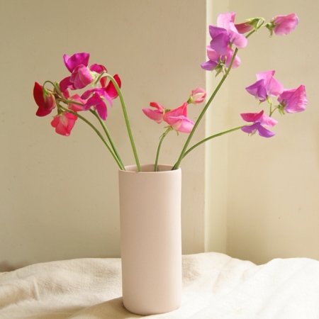 light-pink-earthenware-vase-lajuniper