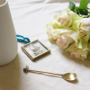 roses-sue-pryke-eadie-vase-snailspoon-mini-frame