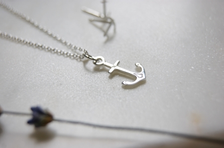 sterling-silver-anchor-necklace-lavender